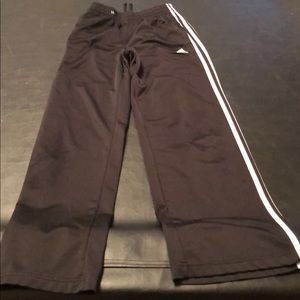 Adidas standard 3 line athletic pants.